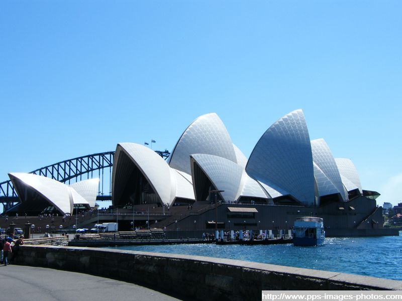 sydney_opera_l008