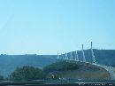 cliquez ici pour voir l'image (viaduc_millau_aveyron_003.jpg)